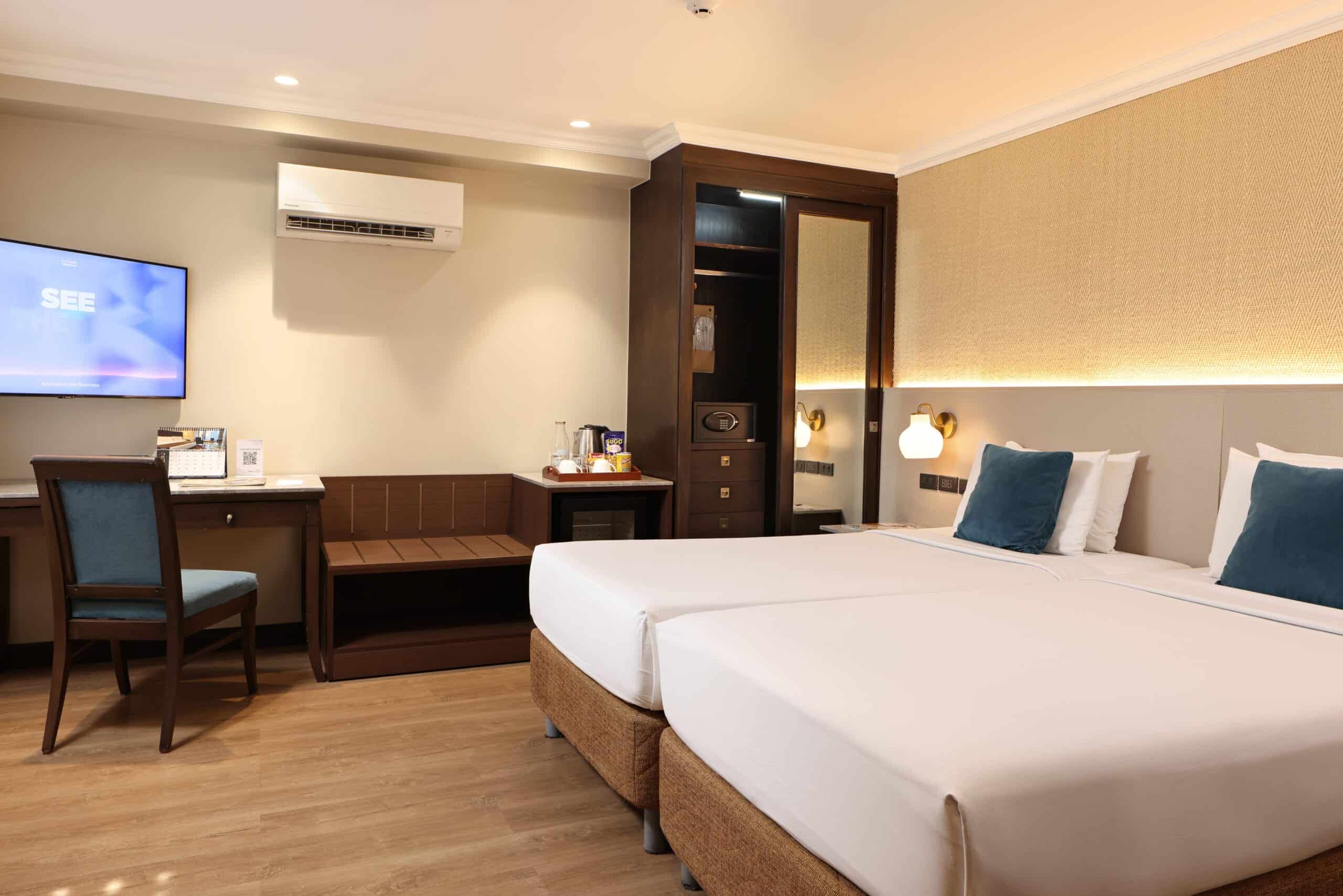 Superior Room main view